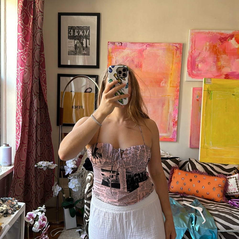 Newspaper print top